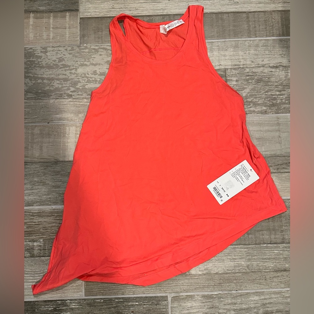NWT lululemon To the Point Tank size 8